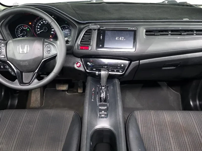 Honda Hr-v 1.8, снимка 7 - Автомобили и джипове - 55740144