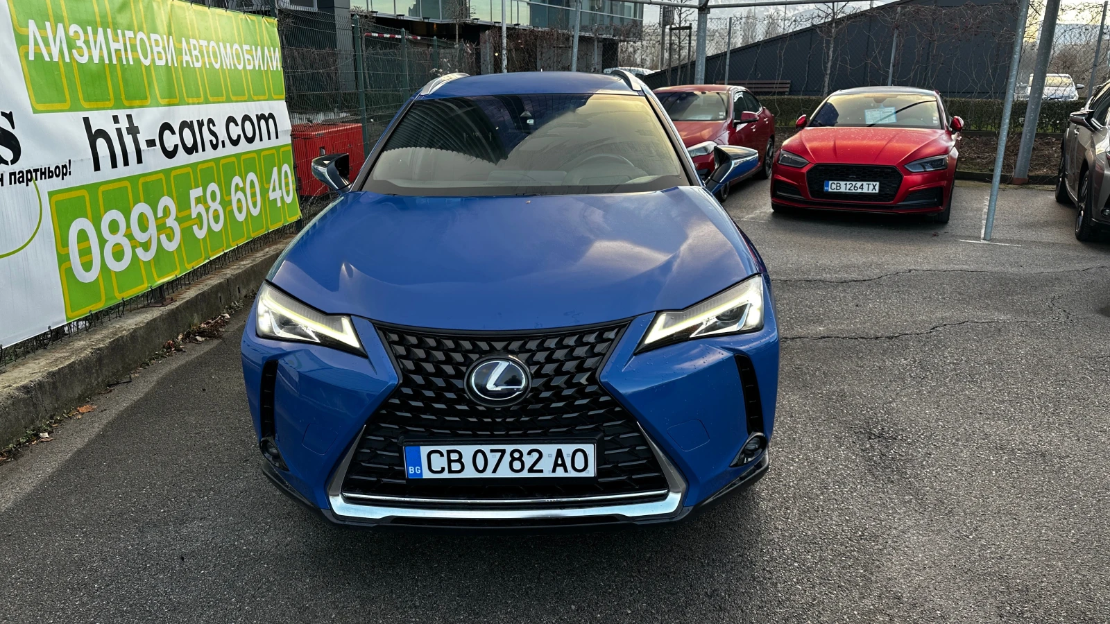 Lexus UX 250h 2.0 Hybrid 4x4 - изображение 3