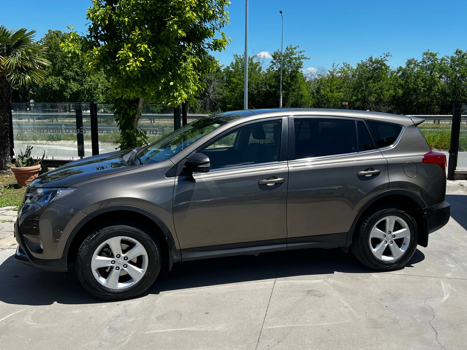 Toyota Rav4 2.0I, EXECUTIVE, 77000км-ПЪЛНА СЕРВ. ИСТОРИЯ-КАТОН - изображение 7