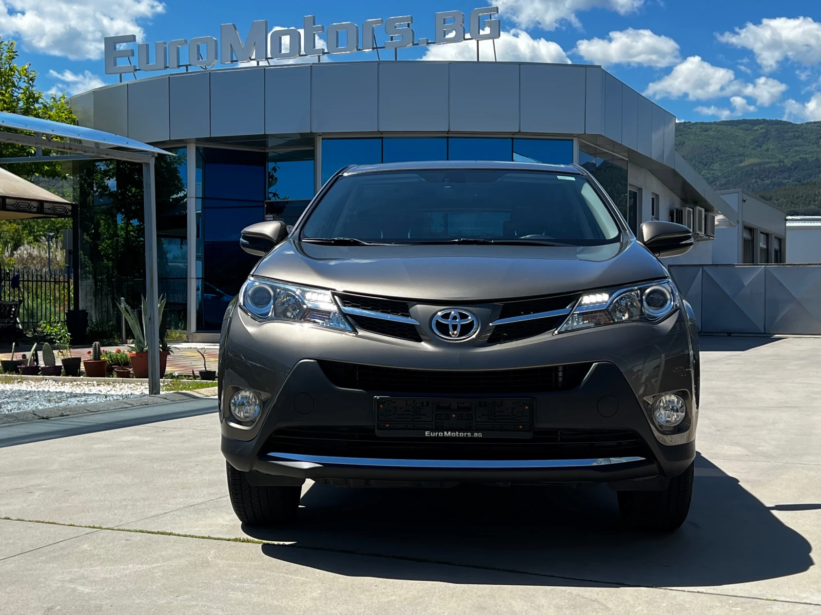 Toyota Rav4 2.0I, EXECUTIVE, 77000км-ПЪЛНА СЕРВ. ИСТОРИЯ-КАТОН - изображение 2