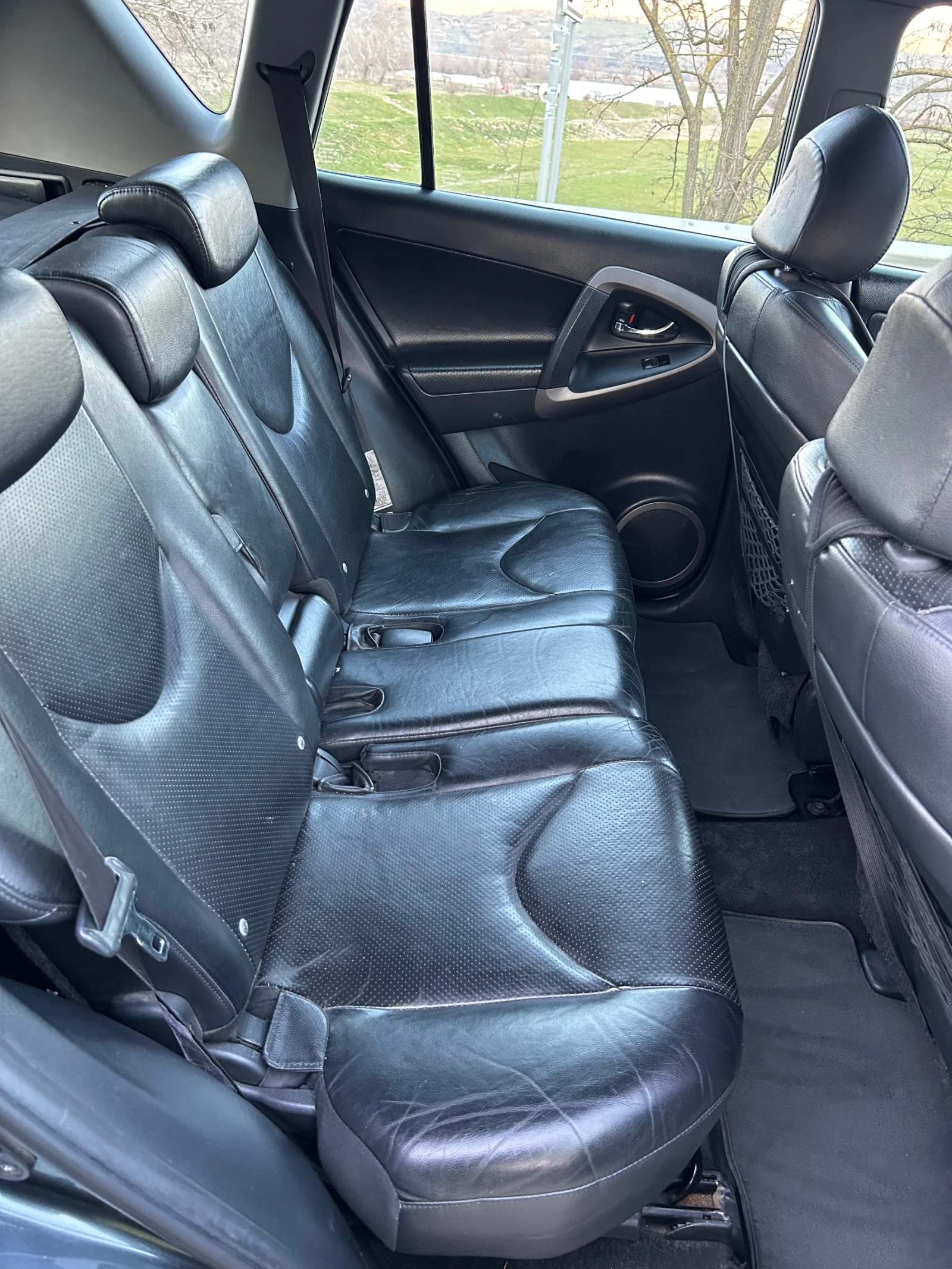 Toyota Rav4 2.0 Автоматик 4х4 , снимка 11 - Автомобили и джипове - 53742262