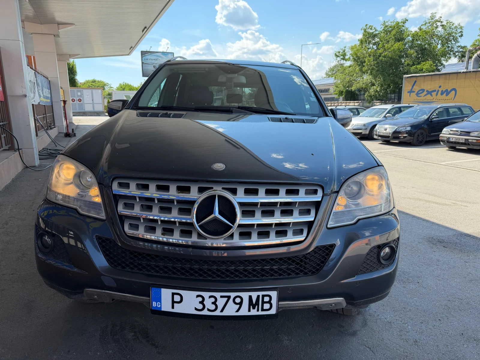 Mercedes-Benz ML 350 FACELIFT * На* Пружини* LED, снимка 2 - Автомобили и джипове - 54293750