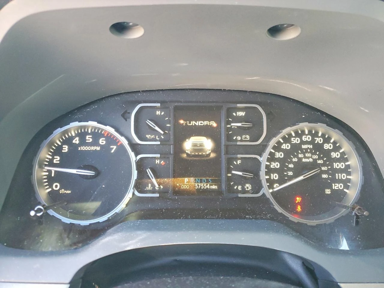Toyota Tundra 5.7l Sr5, снимка 9 - Автомобили и джипове - 54441377