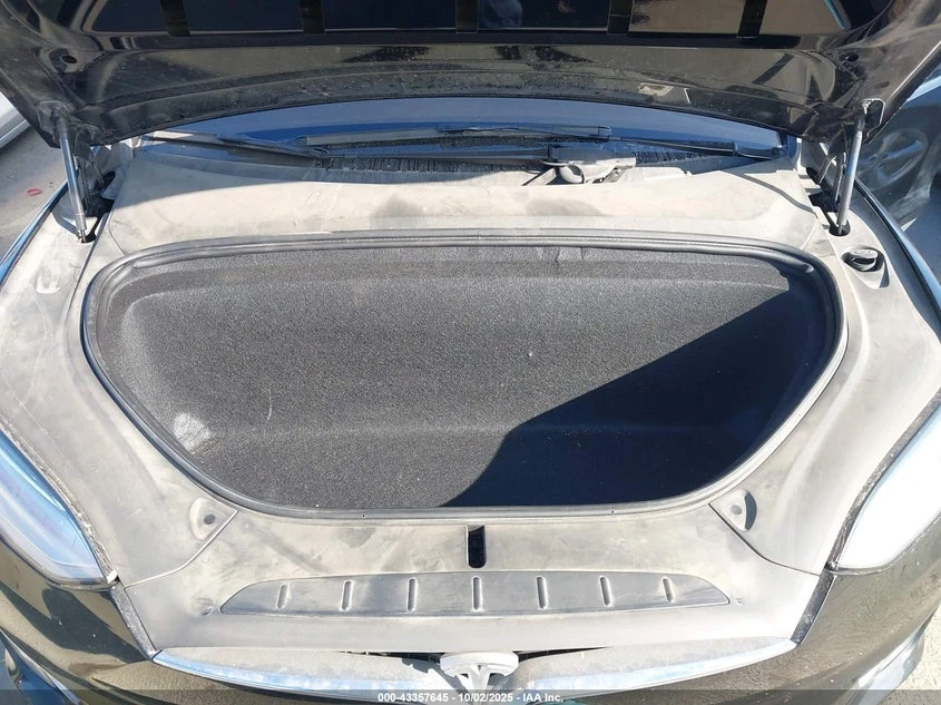 Tesla Model X 100D/75D/Long Range, снимка 10 - Автомобили и джипове - 54906940