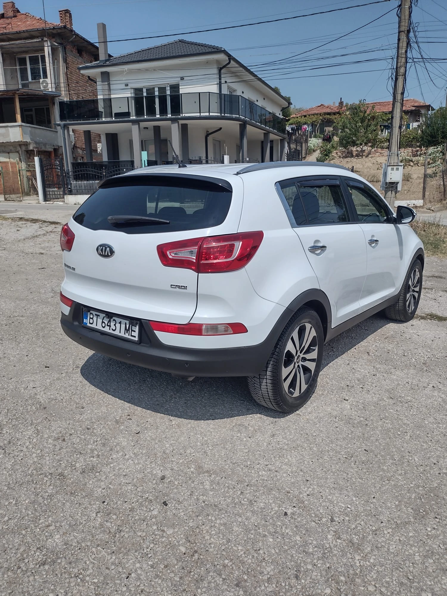 Kia Sportage, снимка 3 - Автомобили и джипове - 55833582