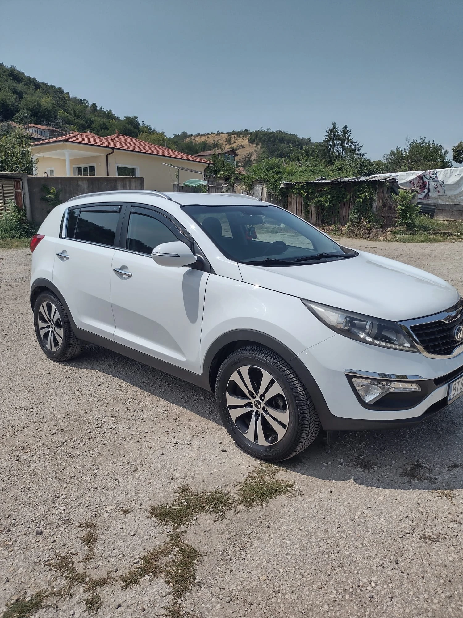 Kia Sportage, снимка 4 - Автомобили и джипове - 55833582