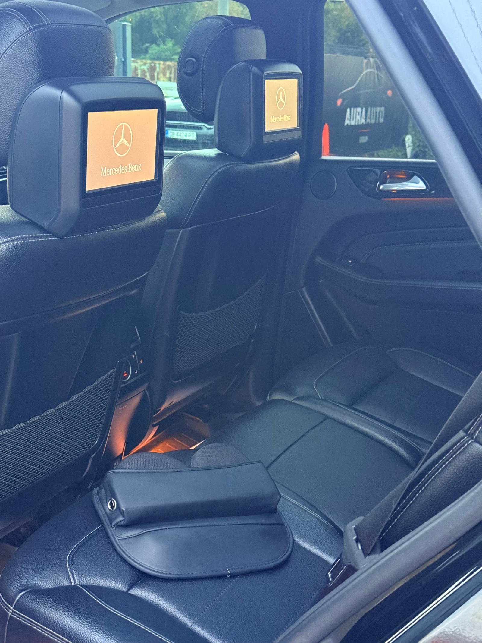 Mercedes-Benz ML 350 d/AMG/360/LED/ПАНО/TV/KEYLESS/4хПОДГРЕВ, снимка 11 - Автомобили и джипове - 56086849
