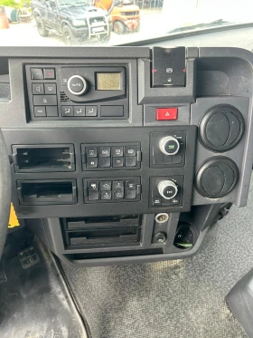 Renault K 460 Euro 6/8x4, снимка 10