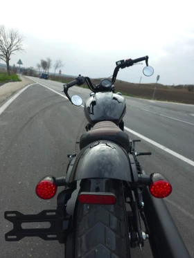 Indian Scout Bobber Thunder Black 2021, снимка 17