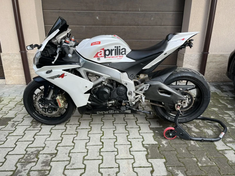 Aprilia RSV4, снимка 2 - Мотоциклети и мототехника - 53407130