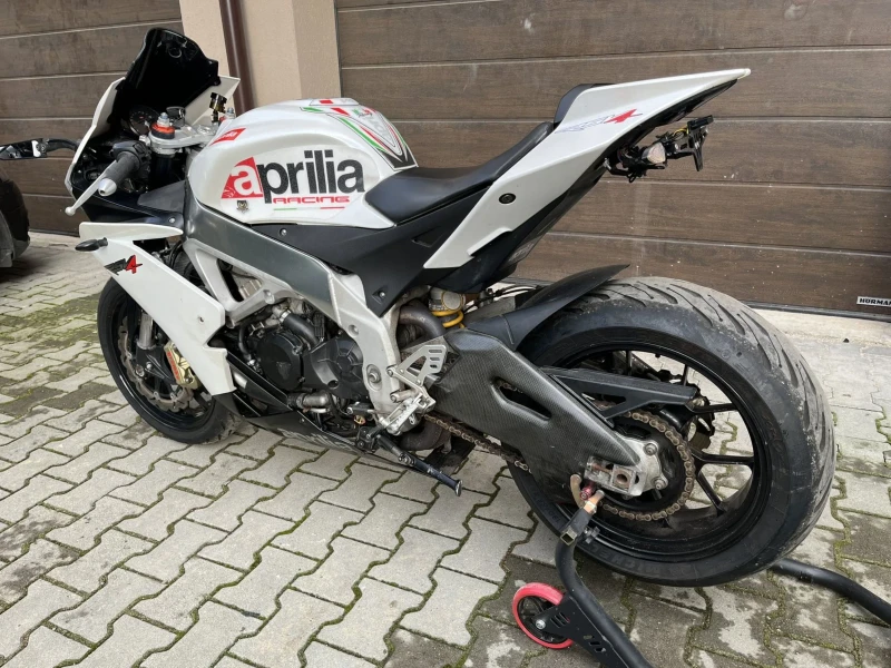 Aprilia RSV4, снимка 4 - Мотоциклети и мототехника - 53407130