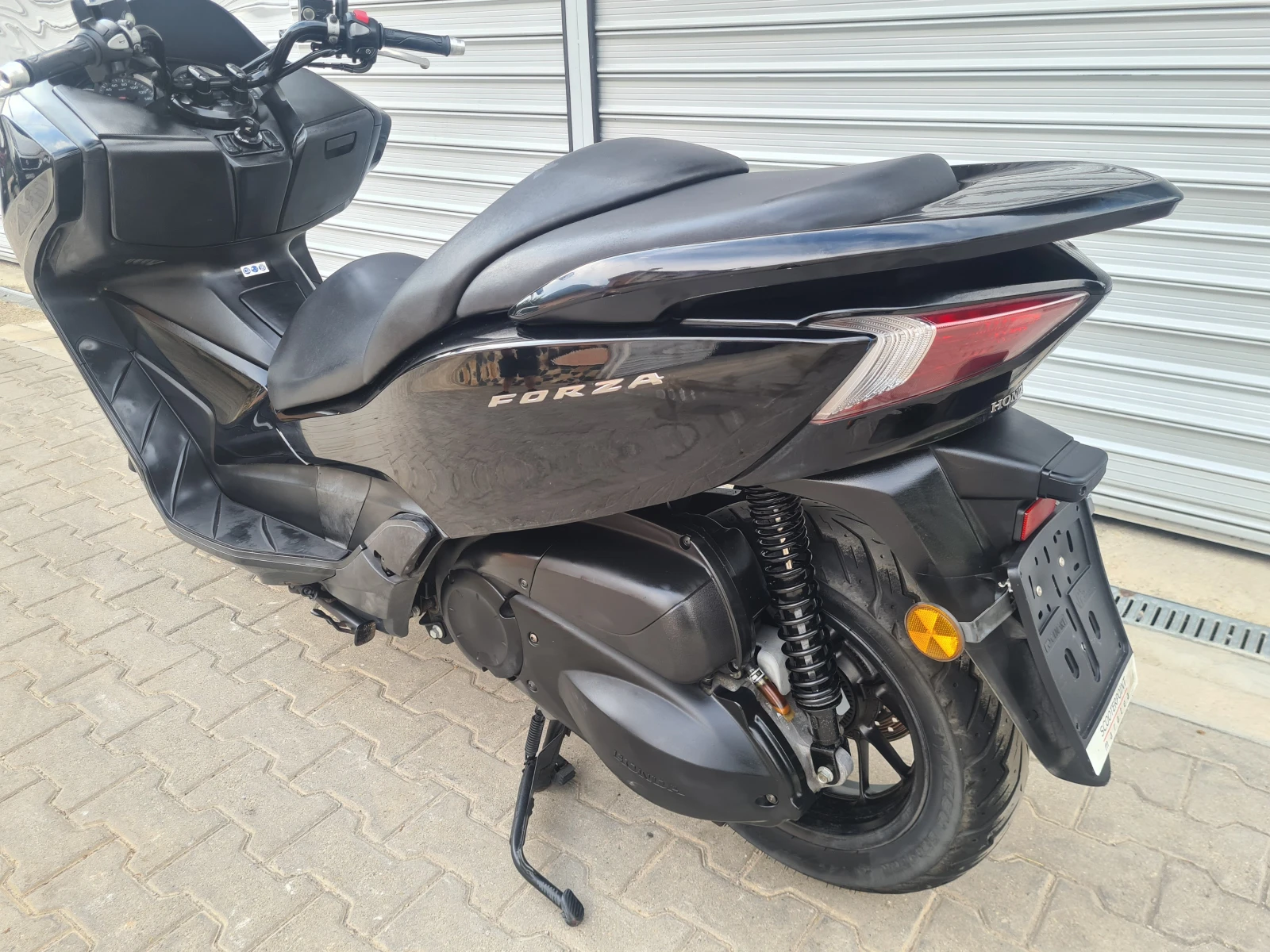 Honda Forza 300i ABS - изображение 8