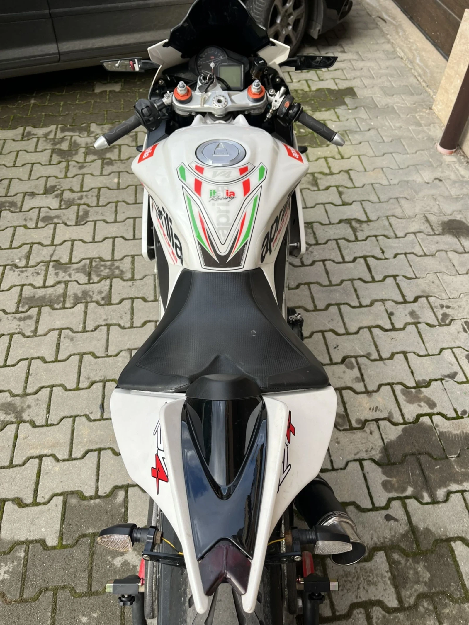 Aprilia RSV4  - изображение 5
