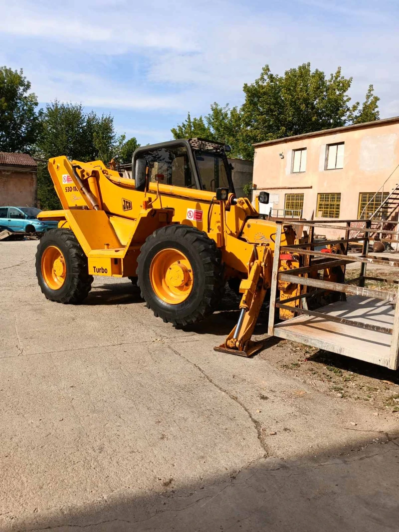 Телескопични товарачи JCB 530-110, снимка 1 - Индустриална техника - 46933363