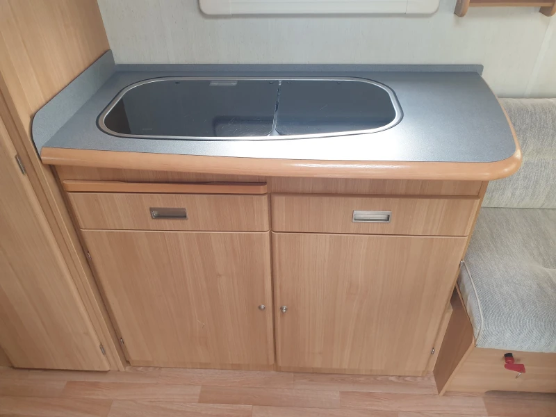 Каравана Kabe МАРКА CABBY 55 , снимка 9 - Каравани и кемпери - 52542068