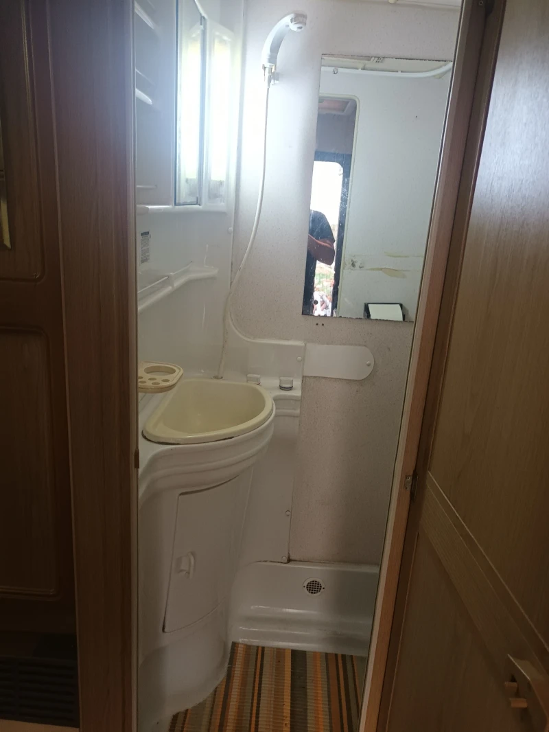 Каравана Други Swift , снимка 12 - Каравани и кемпери - 52542516