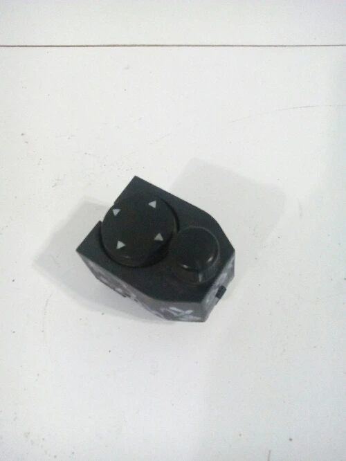 Копче ел огледала Ауди А3 (1)