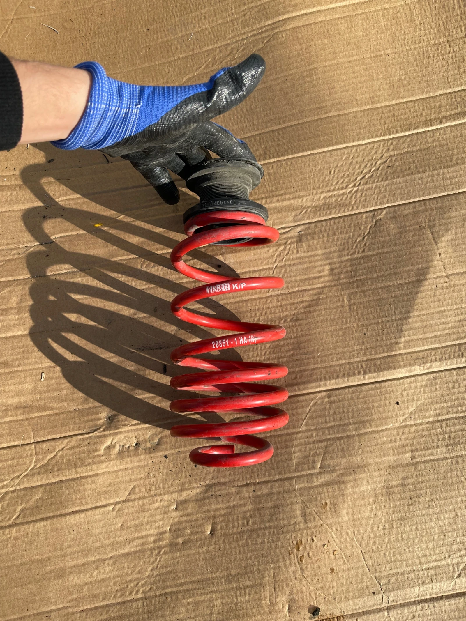 �������� ������� �������� H&R 4 ������� + 4 ����������� | Mobile.bg � ����������� 4