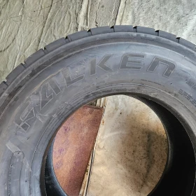 Гуми, снимка 7