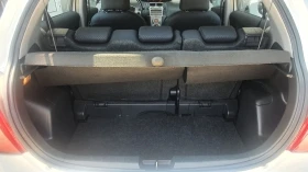 Toyota Yaris 1.0 бензин 69к.с., снимка 16