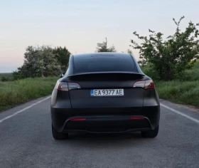 Tesla Model Y Long Range 4x4 Перфектен, снимка 2