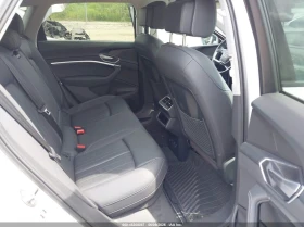 Audi E-Tron Premium Quattro, снимка 8
