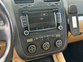 Обява за продажба на VW Golf GTI/200kc/2.0i/AUTOMATIC/Сервизна история ~10 900 лв. - изображение 11