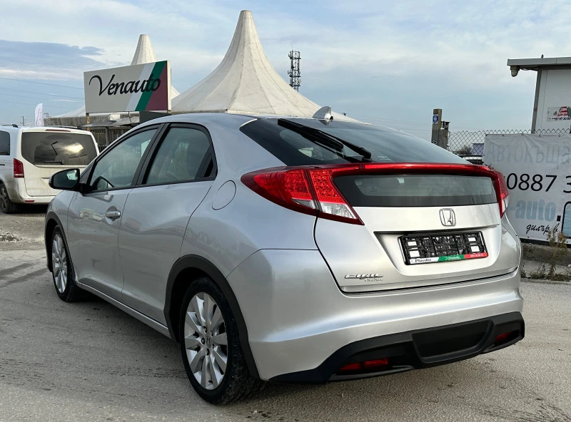 Honda Civic Now civic 1.4бензин, снимка 7 - Автомобили и джипове - 49531831