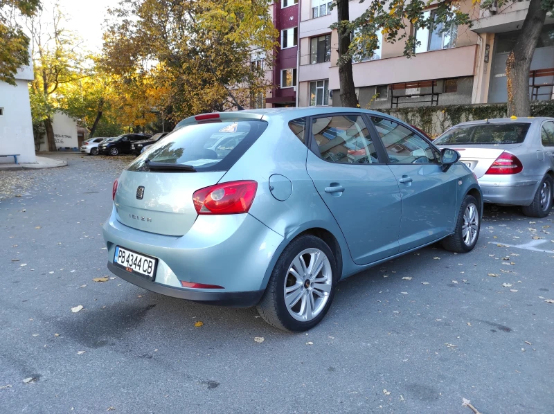 Seat Ibiza 1.4 Газ * клима* , снимка 7 - Автомобили и джипове - 47816348