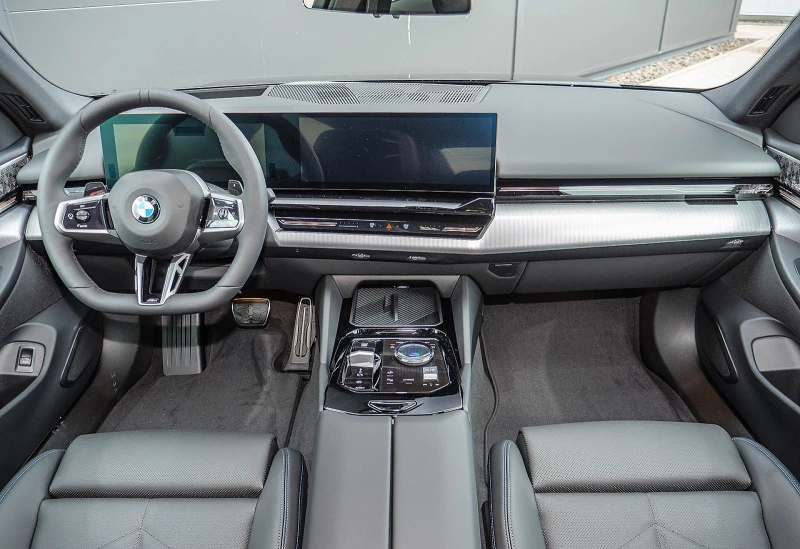 BMW 540 d xDrive M-Sport Pro = NEW= Гаранция, снимка 6 - Автомобили и джипове - 48488111