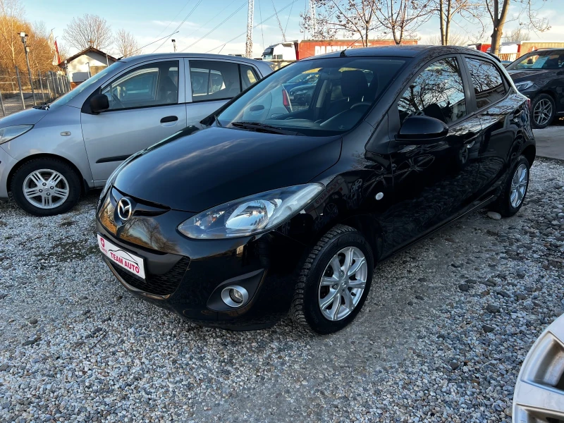 Mazda 2 1.3i NAVI 150000KM, снимка 2 - Автомобили и джипове - 48520802