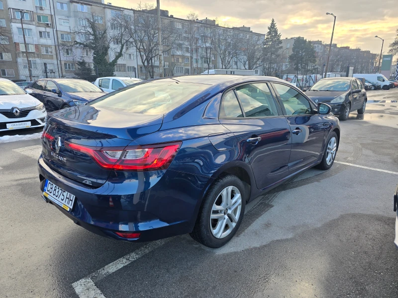 Renault Megane 1.3 Tce, снимка 5 - Автомобили и джипове - 48878271