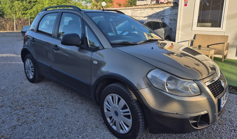 Fiat Sedici 4x4 1, 6  ГАЗ/БЕНЗИН, снимка 4 - Автомобили и джипове - 50193042