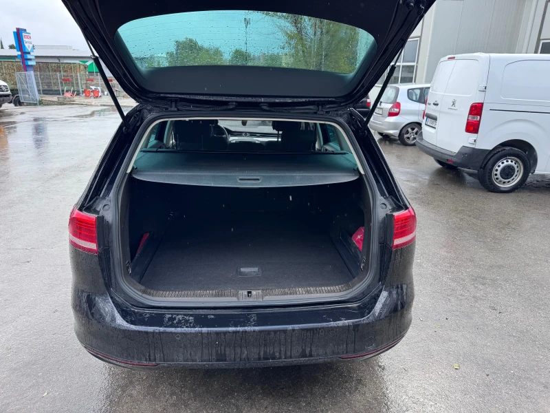 VW Passat 2.0 TDI HIGHLINE LED MATRIX | Реални километри, снимка 6 - Автомобили и джипове - 52592497