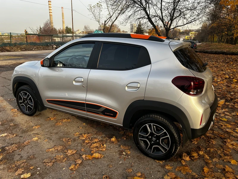 Dacia Spring 2022, снимка 13 - Автомобили и джипове - 52497454