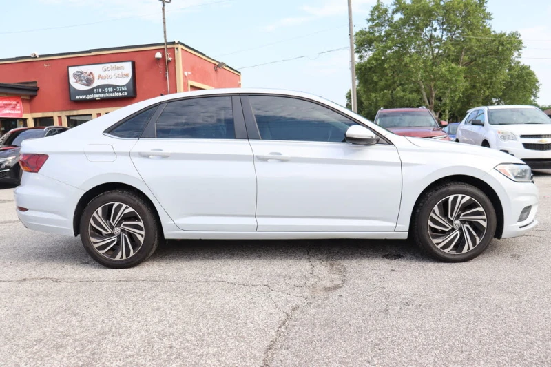 VW Jetta Execline FWD АвтоКредит* (ЦЕНА ДО БГ), снимка 8 - Автомобили и джипове - 52619481