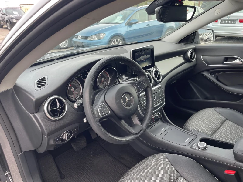 Mercedes-Benz CLA 180 CLA 180 D, снимка 9 - Автомобили и джипове - 53412366