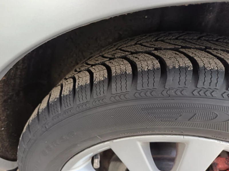 Mazda 3, снимка 13 - Автомобили и джипове - 53431598