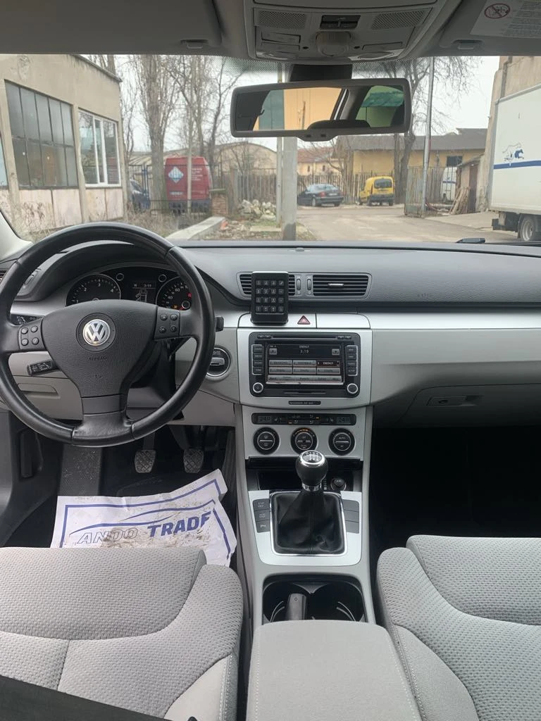 VW Passat 6, снимка 9 - Автомобили и джипове - 49281806