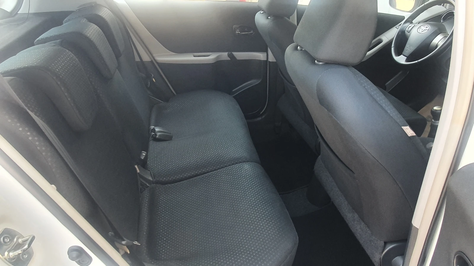 Toyota Yaris 1.0  69.. | Mobile.bg   15