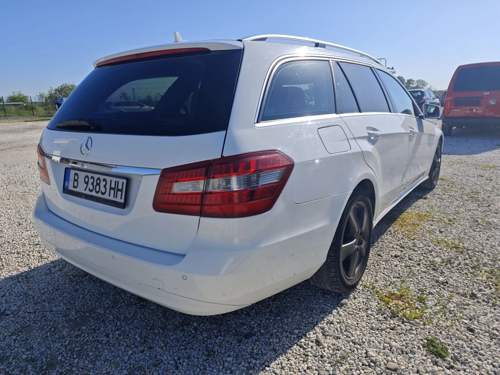 Mercedes-Benz E 200 Елеганс 136кс - изображение 7