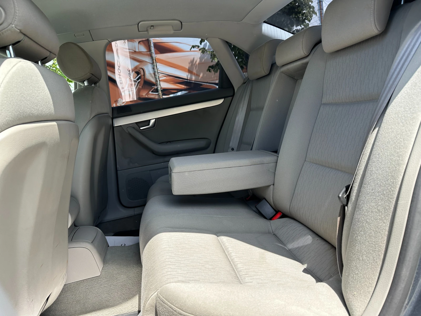 Audi A4 3.2i 256 к.с. - изображение 9