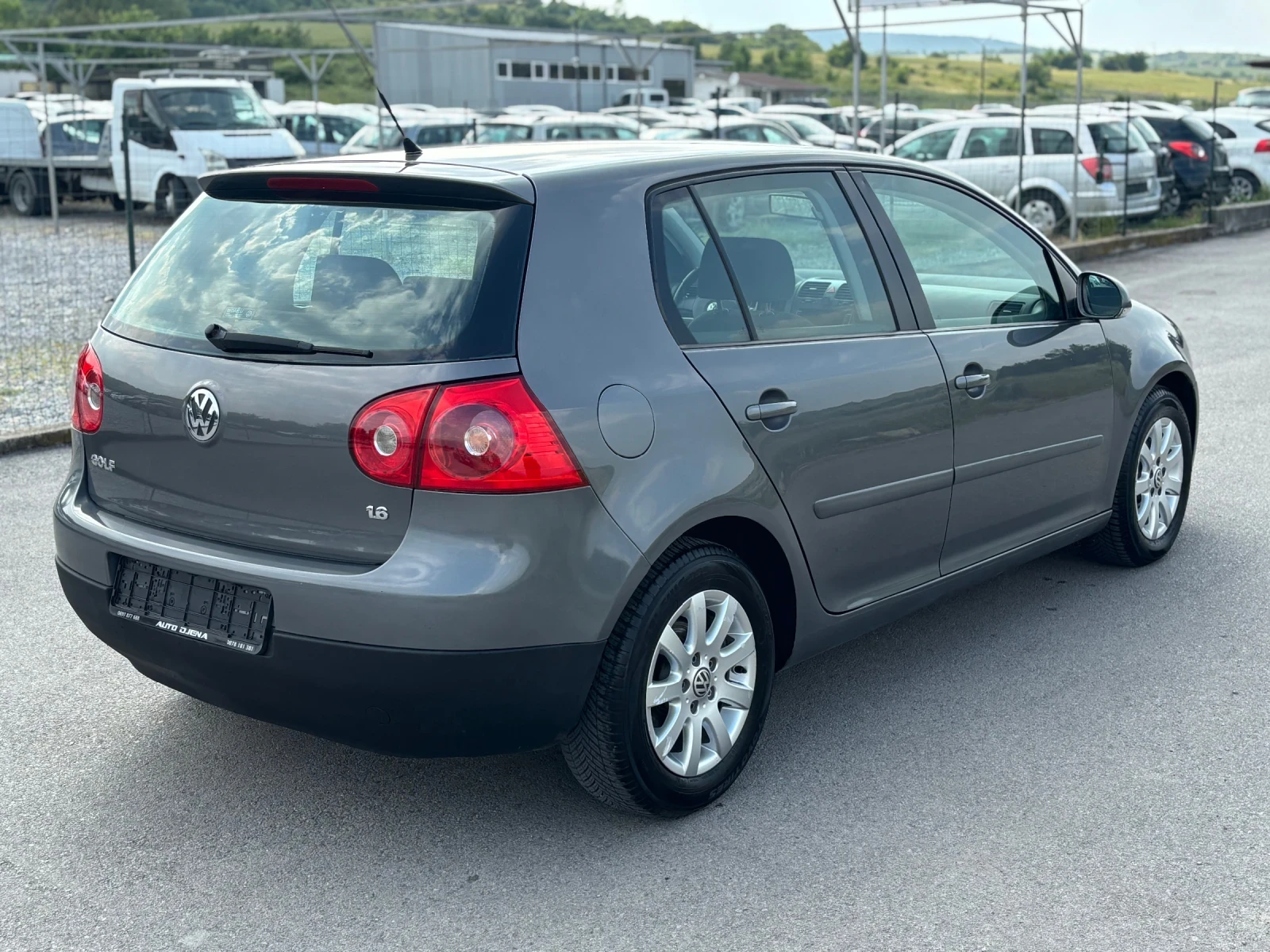 VW Golf 1.6 i 102 к.с. - изображение 4