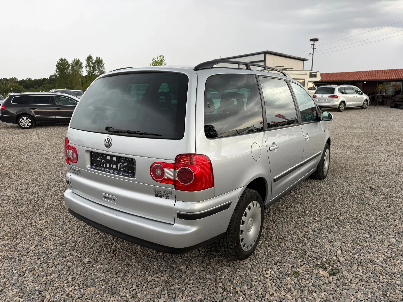 VW Sharan 2.0TDI-140PS - изображение 5