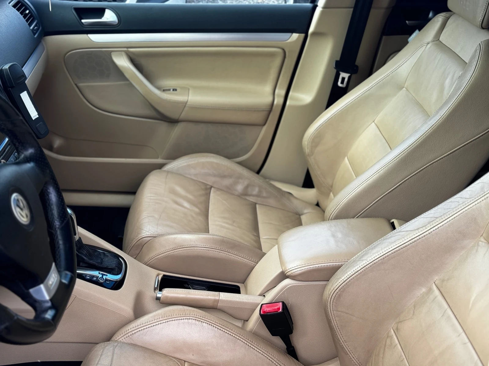 VW Golf GTI/200kc/2.0i/AUTOMATIC/Сервизна история | Mobile.bg — изображение 16