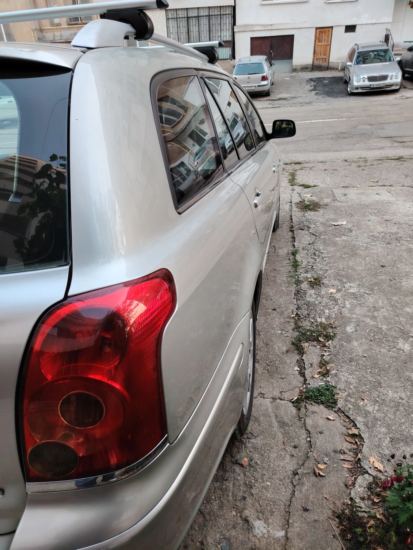 Toyota Avensis | Mobile.bg   3