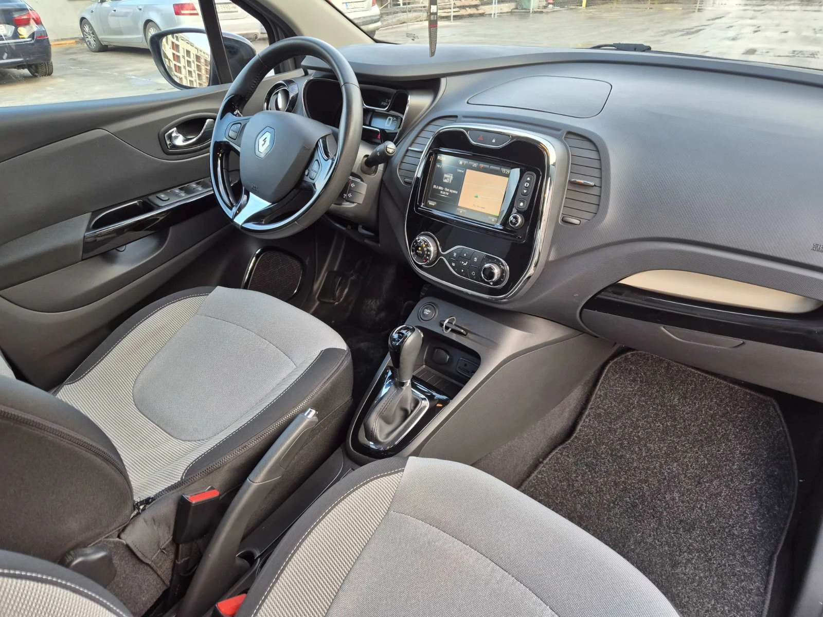 Renault Captur 1.2 Tce avtomat - изображение 5