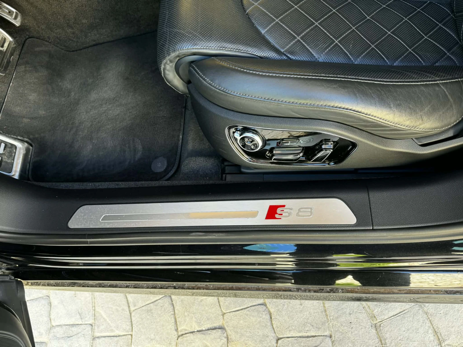 Audi A8 S8 MATRIX - изображение 8