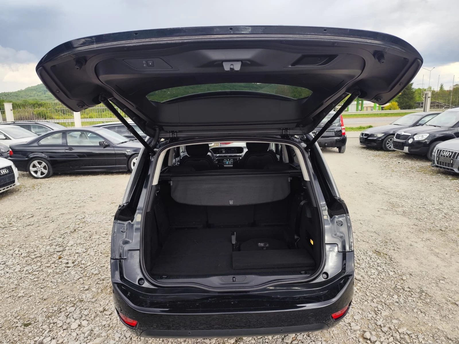 Citroen C4 Picasso  EXCLUSIVE, снимка 8 - Автомобили и джипове - 54441262