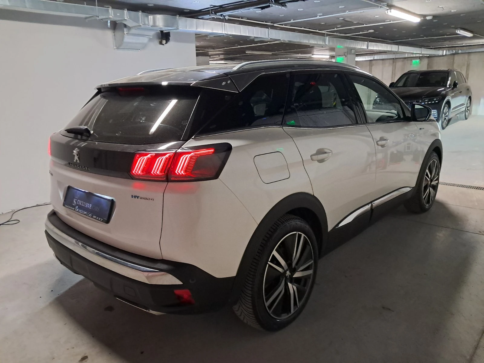 Peugeot 3008 1.6 * HYBRID* GT-LINE* 4WD* PANO* 360* , снимка 4 - Автомобили и джипове - 54596023